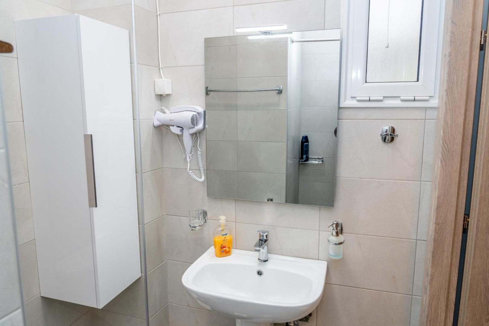Kosmos Service Apartment Near Turkish Consulat And Saint Dimitrious Church With Additional Cost Parking Thessaloníki Luaran gambar