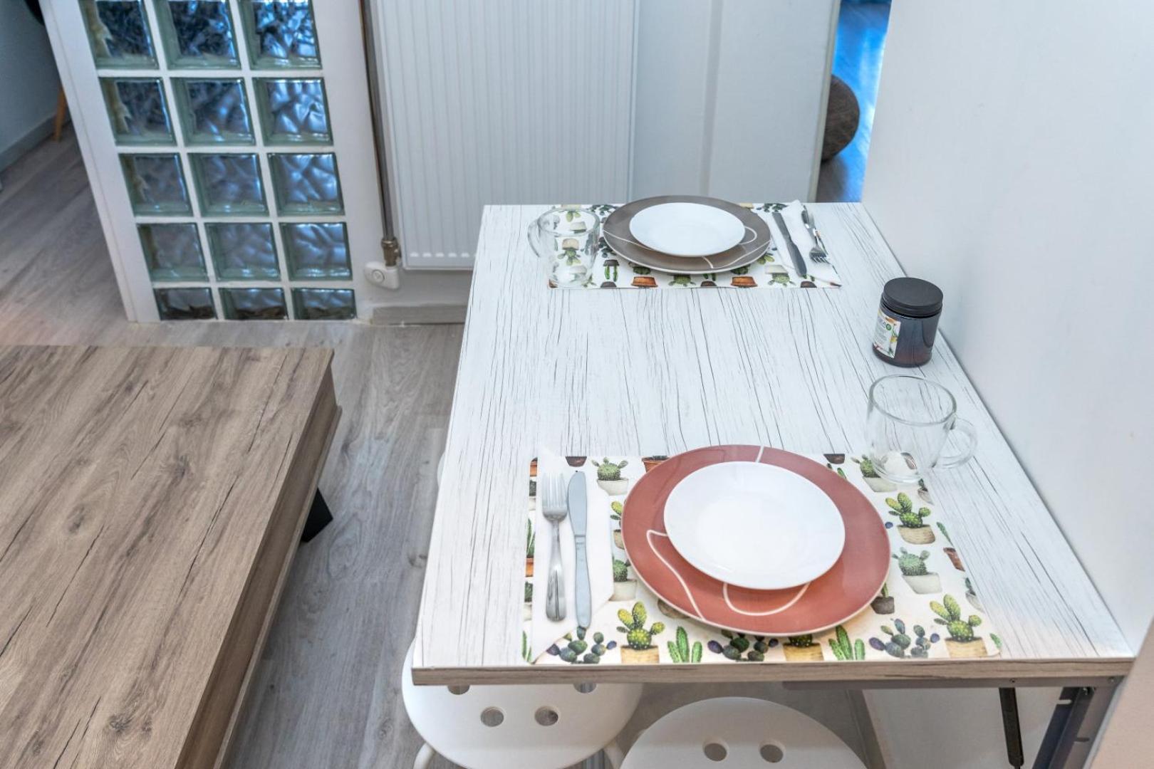 Kosmos Service Apartment Near Turkish Consulat And Saint Dimitrious Church With Additional Cost Parking Thessaloníki Luaran gambar