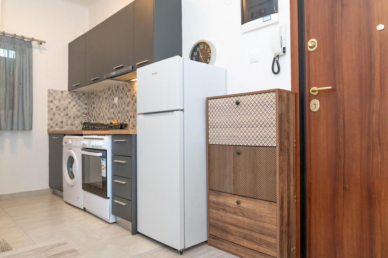 Kosmos Service Apartment Near Turkish Consulat And Saint Dimitrious Church With Additional Cost Parking Thessaloníki Luaran gambar
